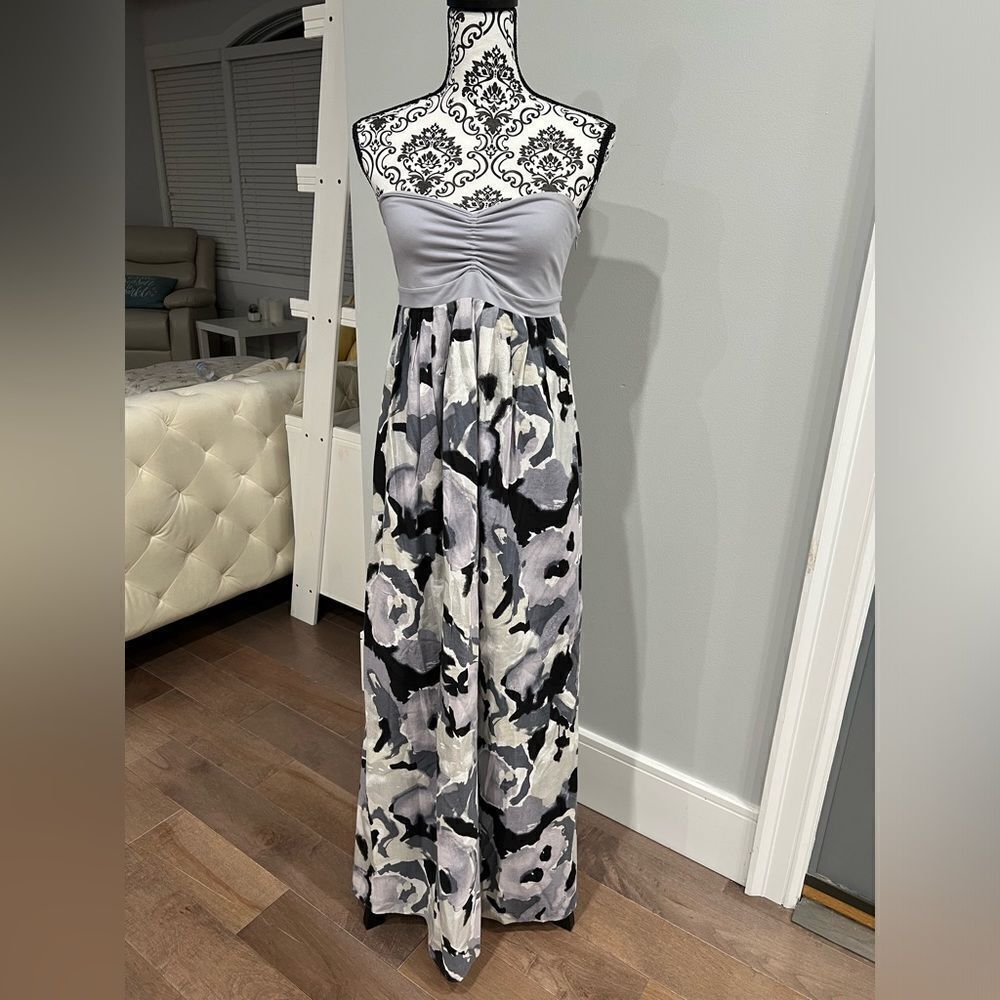 Dress - Susan Monaco - midi sweetheart strapless Size 6 Gorgeous!!! 💥💥